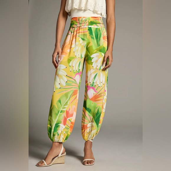 FARM Rio Pants - Farm Rio x Anthropologie Vibrant Tropical Banana Print Balloon Pants Size Large